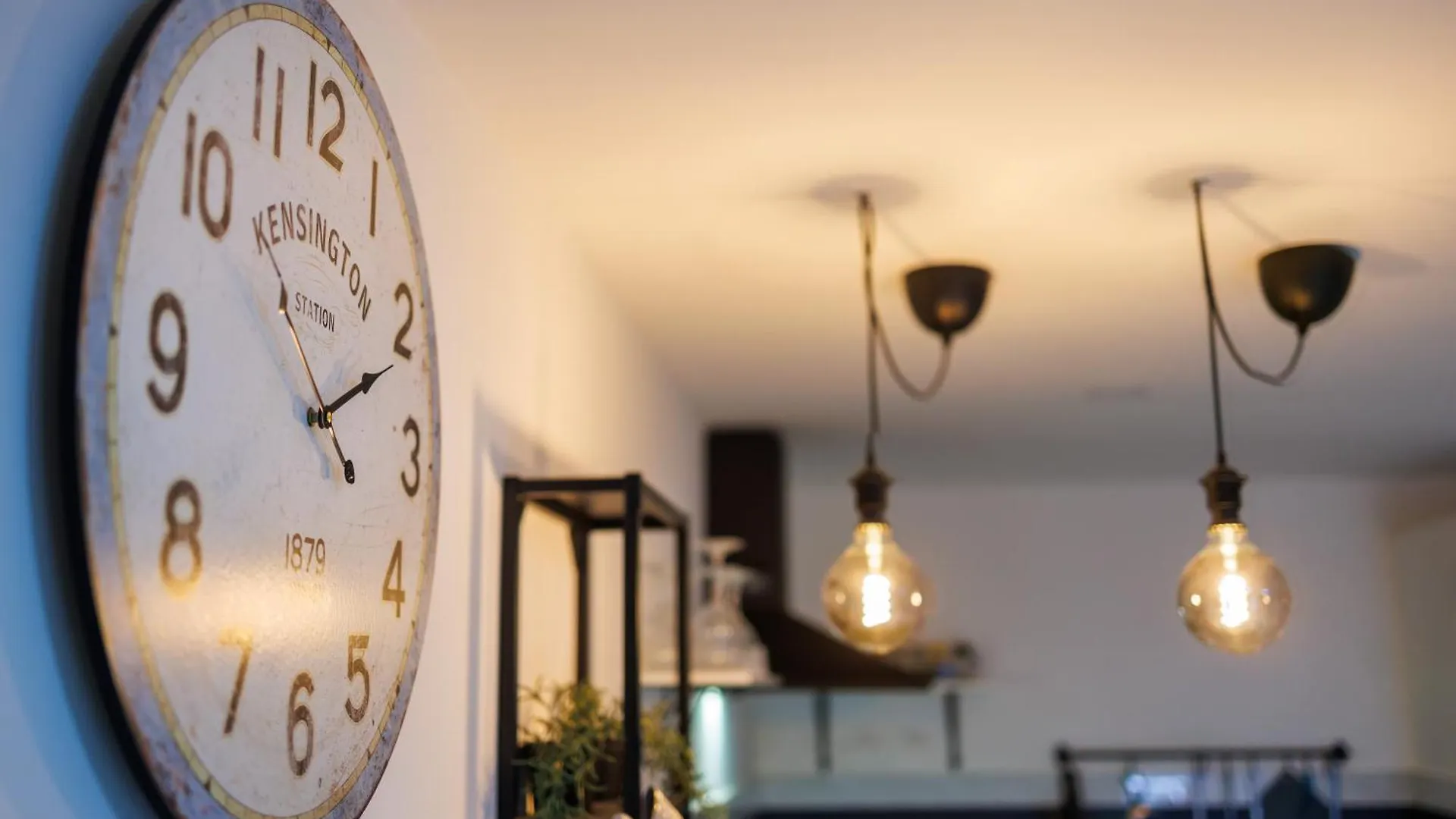 Man House Apartment Naples